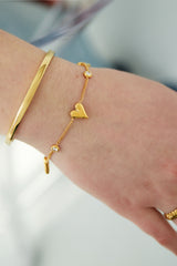 gleaming love armband
