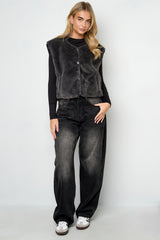 Sleeveless vest faux fur