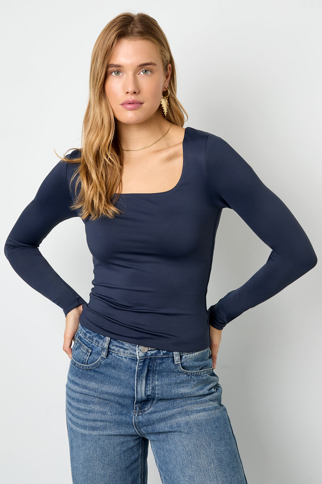 Knitted Nylon Women's Long Sleeve Top Basic Solid Color